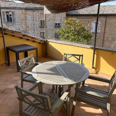 Appartamento Con Terrazzo Орвието Экстерьер фото